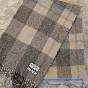 Kiltane Scotland 100% Lambswool Plaid Scarf Fringe READ